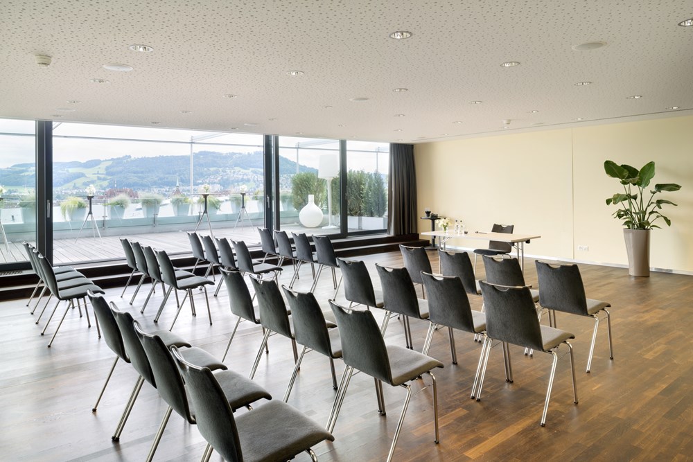Kursaal Bern Eventlocation mieten Raum Orione mit Terrasse für Sitzung und Seminar